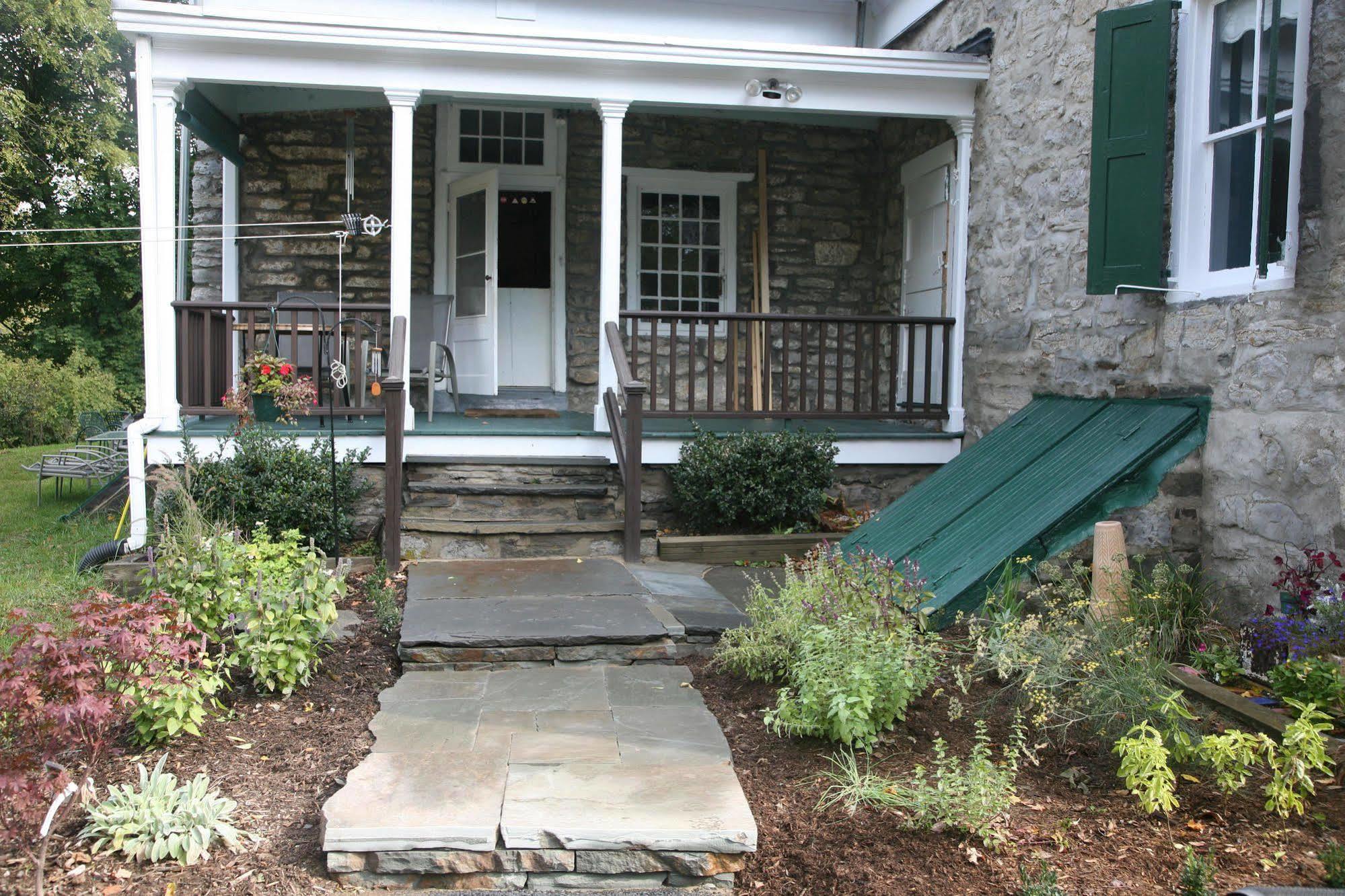 The Stone House Bed And Breakfast Hurley Экстерьер фото